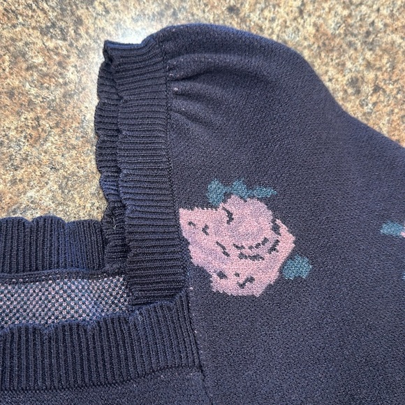 Hem & Thread Square Neck Floral Sweater Long Sleeve Charcoal Womens Size M - Picture 9 of 11